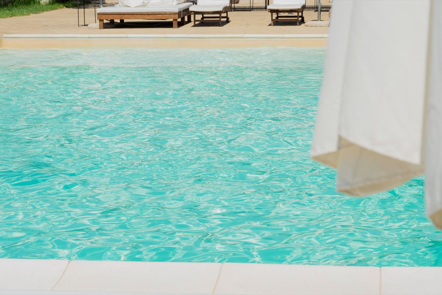 Acqua della piscina